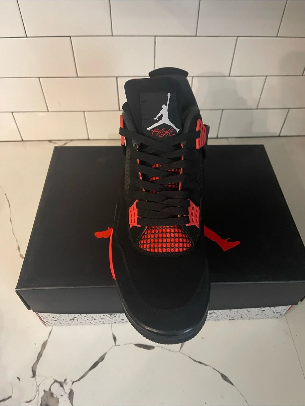 Men’s Retro 4 Red Thunder Size 13.
